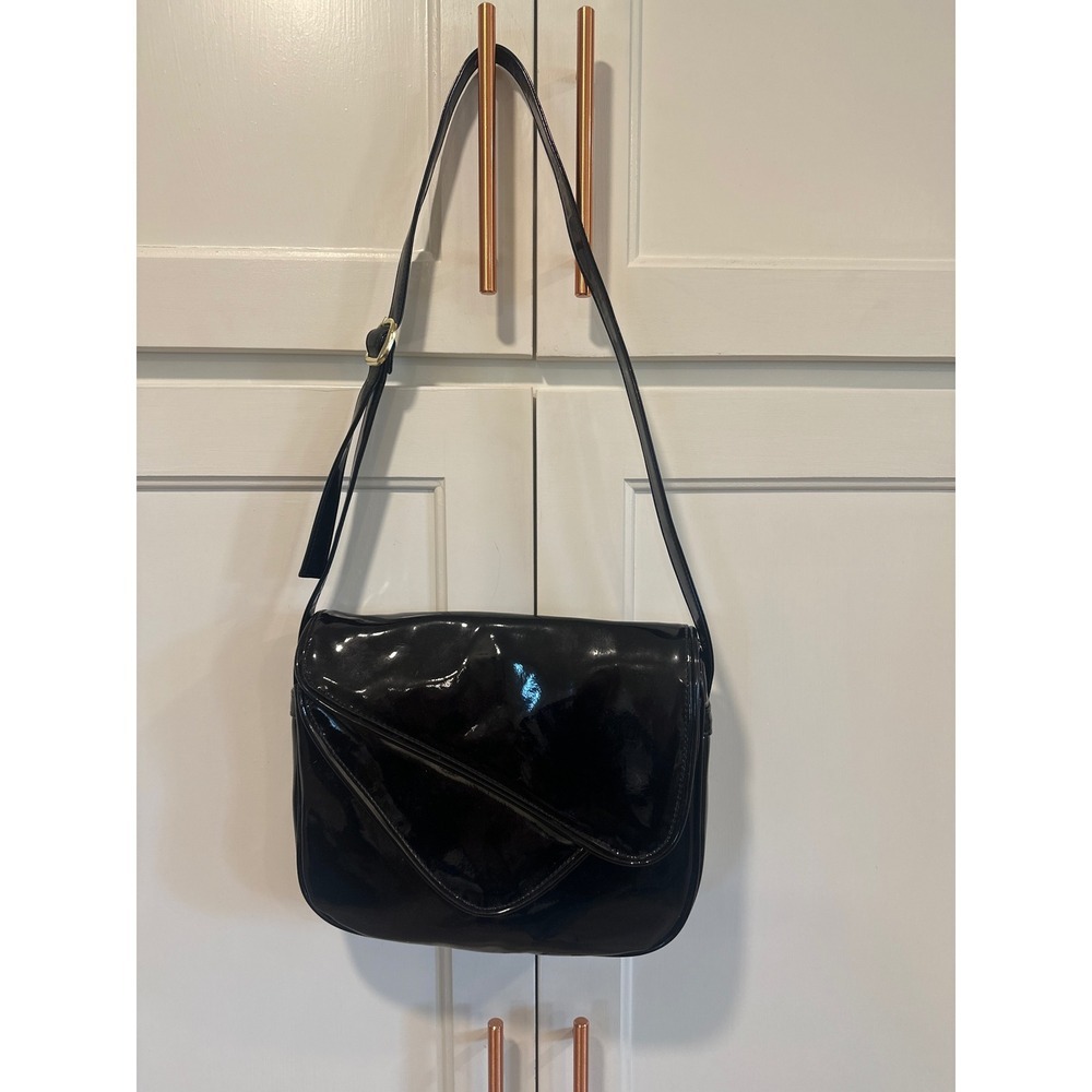 Vintage Black Patent Leather Shoulder Bag Purse Flap Gold Buckle Genesis
